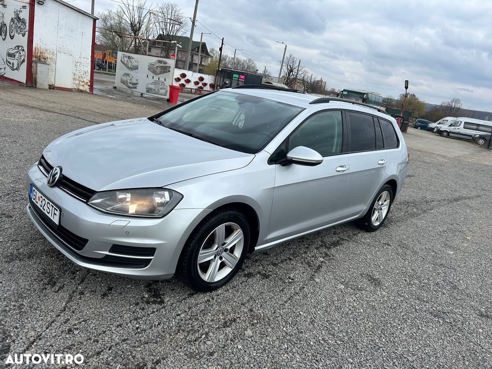 Volkswagen Golf 1.6 TDI DPF DSG BlueMotion Technology Comfortline - 3