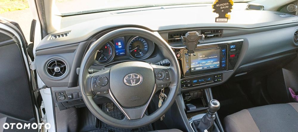 Toyota Auris 1.33 VVT-i Active - 10