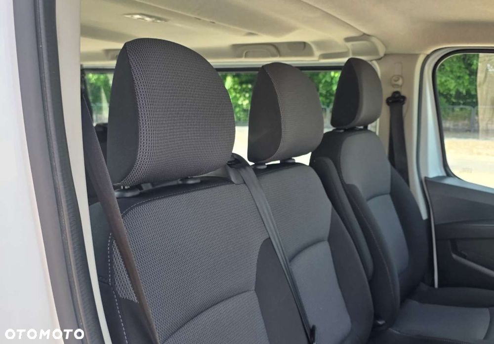 Renault Trafic - 23