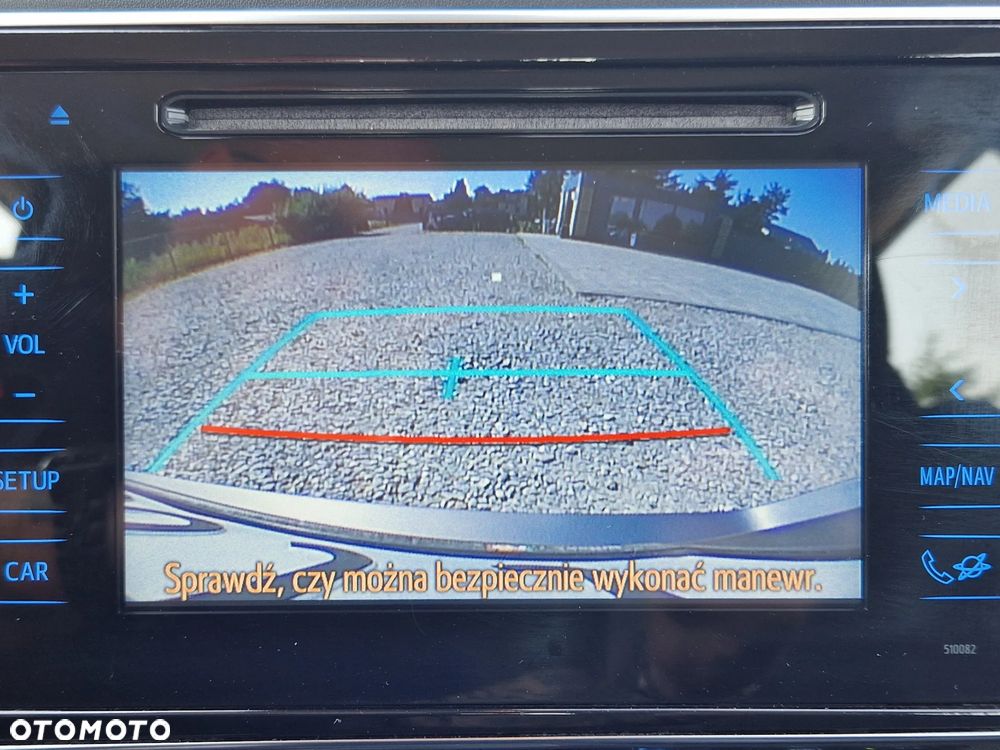 Toyota Auris 1.6 Freestyle - 24