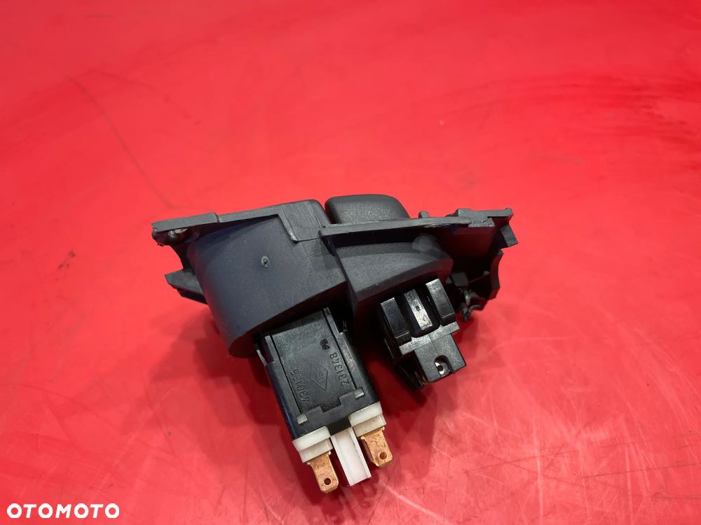 PANEL PRZEŁĄCZNIKÓW LANCIA YPSILON - 3