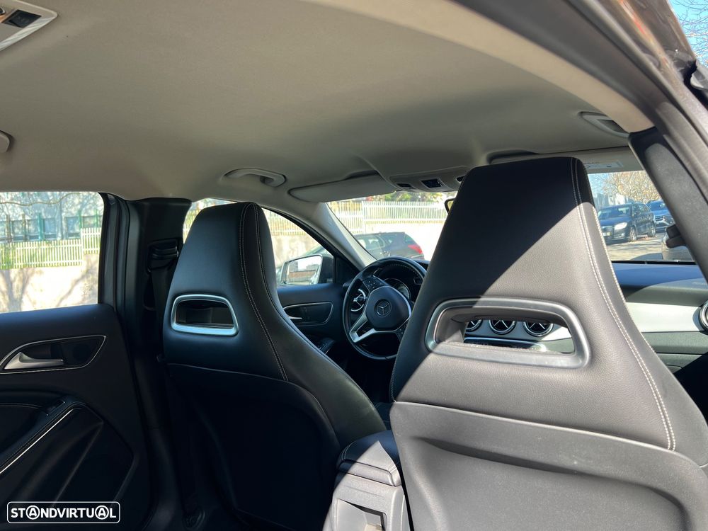 Mercedes-Benz GLA 180 CDi - 10