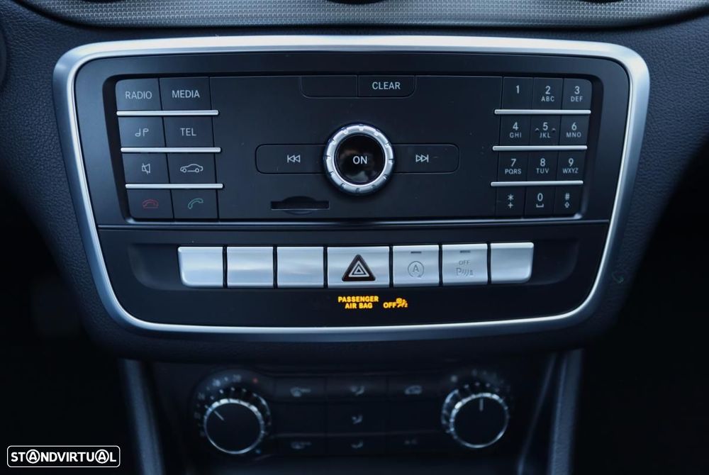 Mercedes-Benz CLA 180 d Shooting Brake Urban - 9