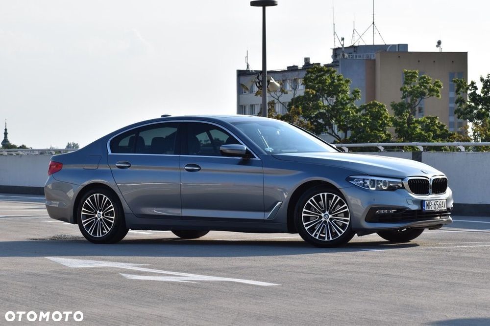 BMW Seria 5 530i xDrive Sport Line - 20
