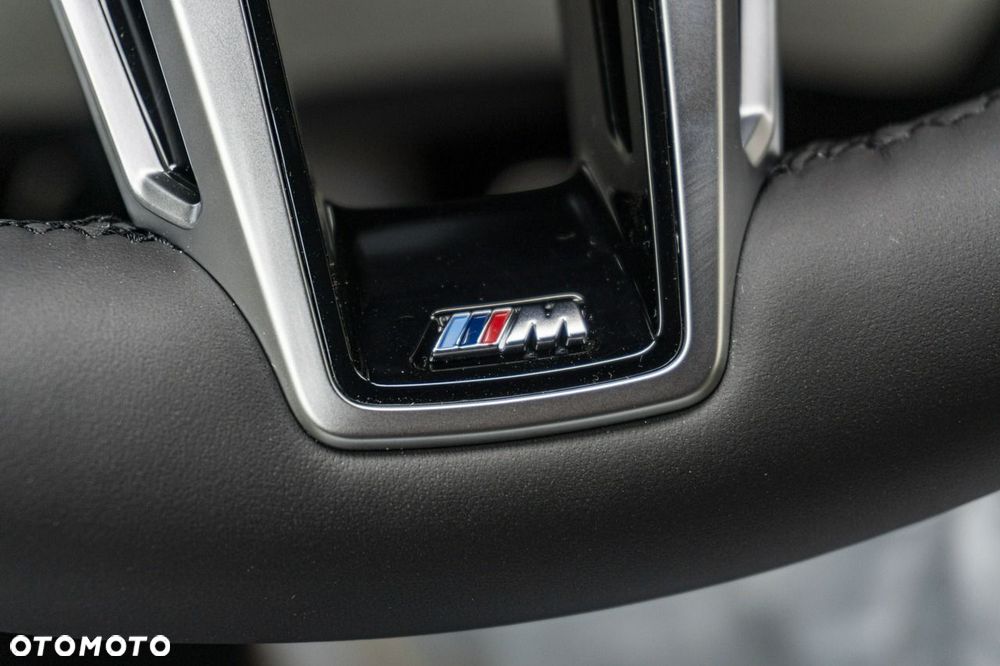 BMW X1 sDrive18i - 19