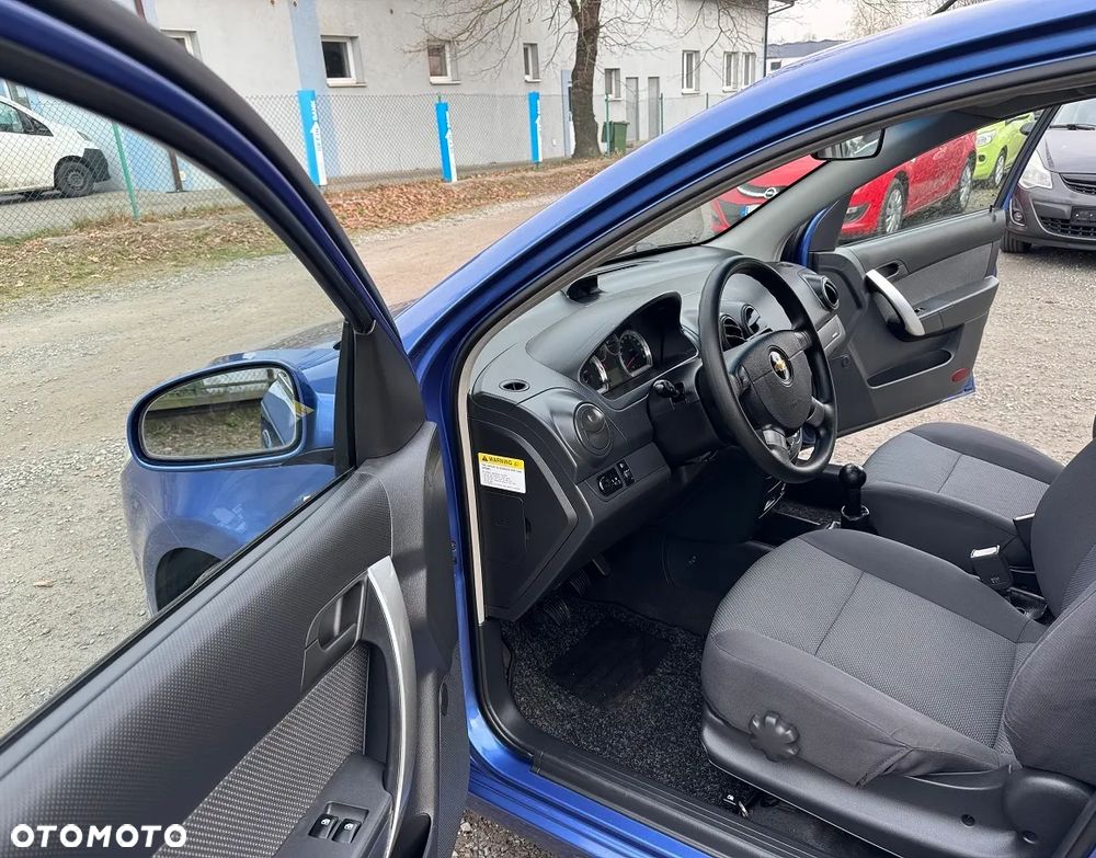 Chevrolet Aveo - 18