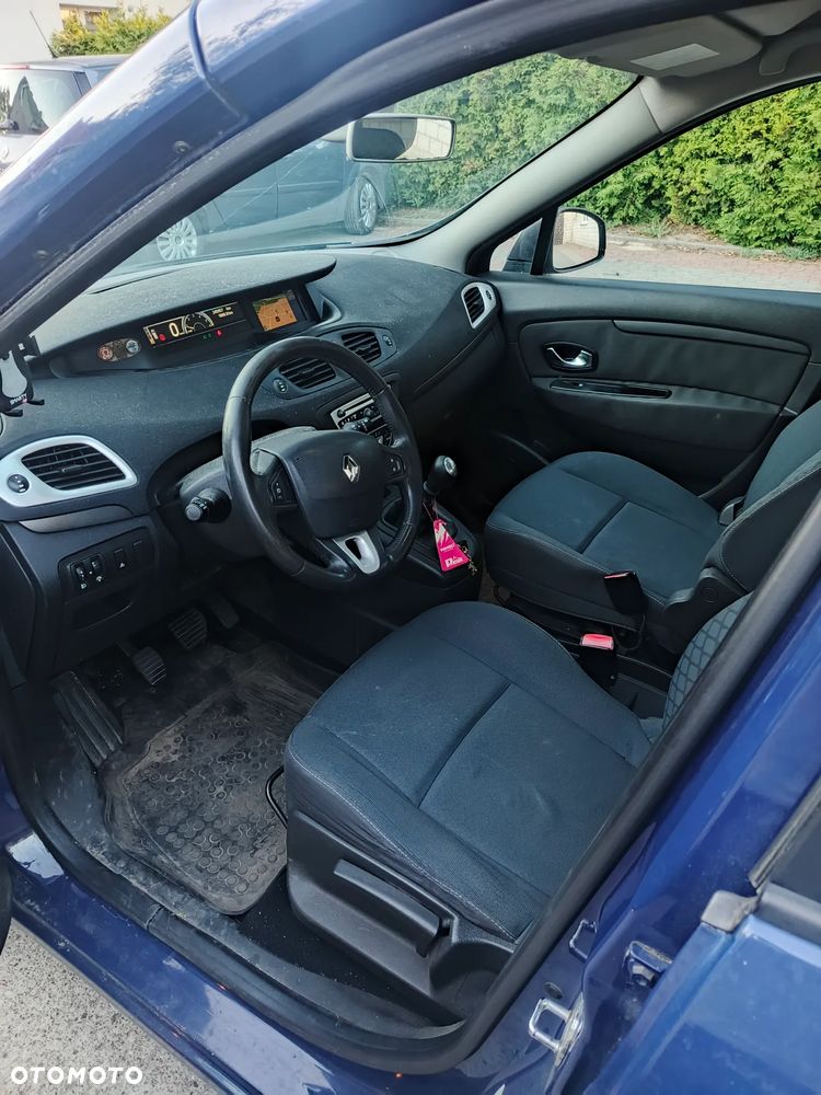 Renault Scenic 1.5 dCi Authentique - 5