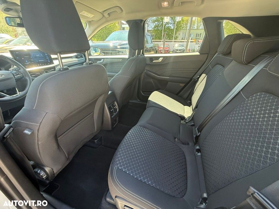 Ford Kuga - 20