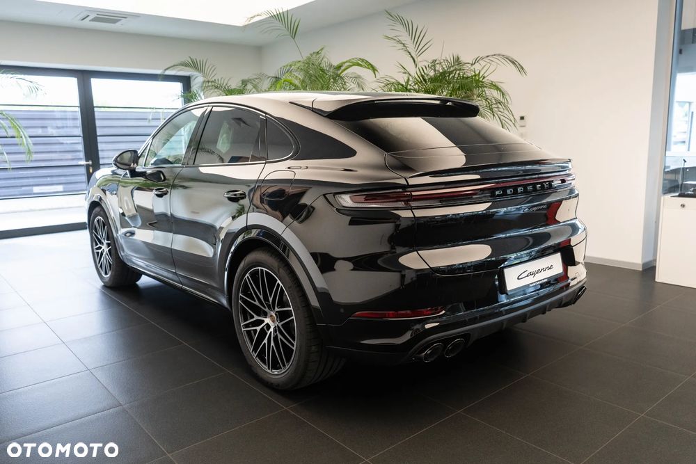 Porsche Cayenne E-Hybrid - 3