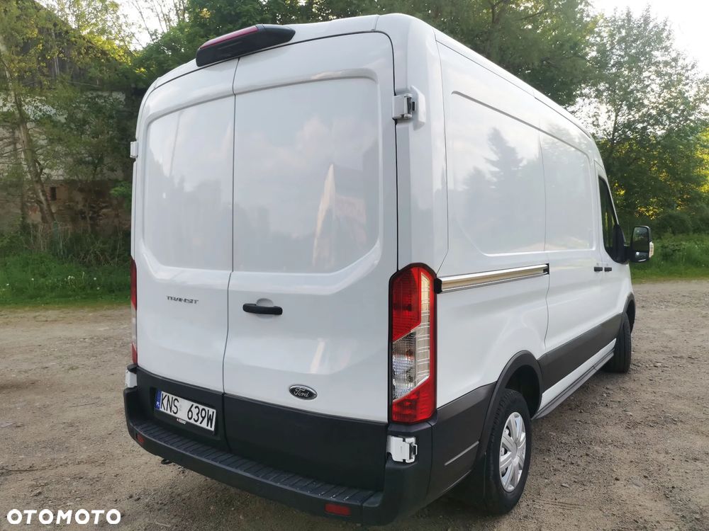 Ford Transit - 12