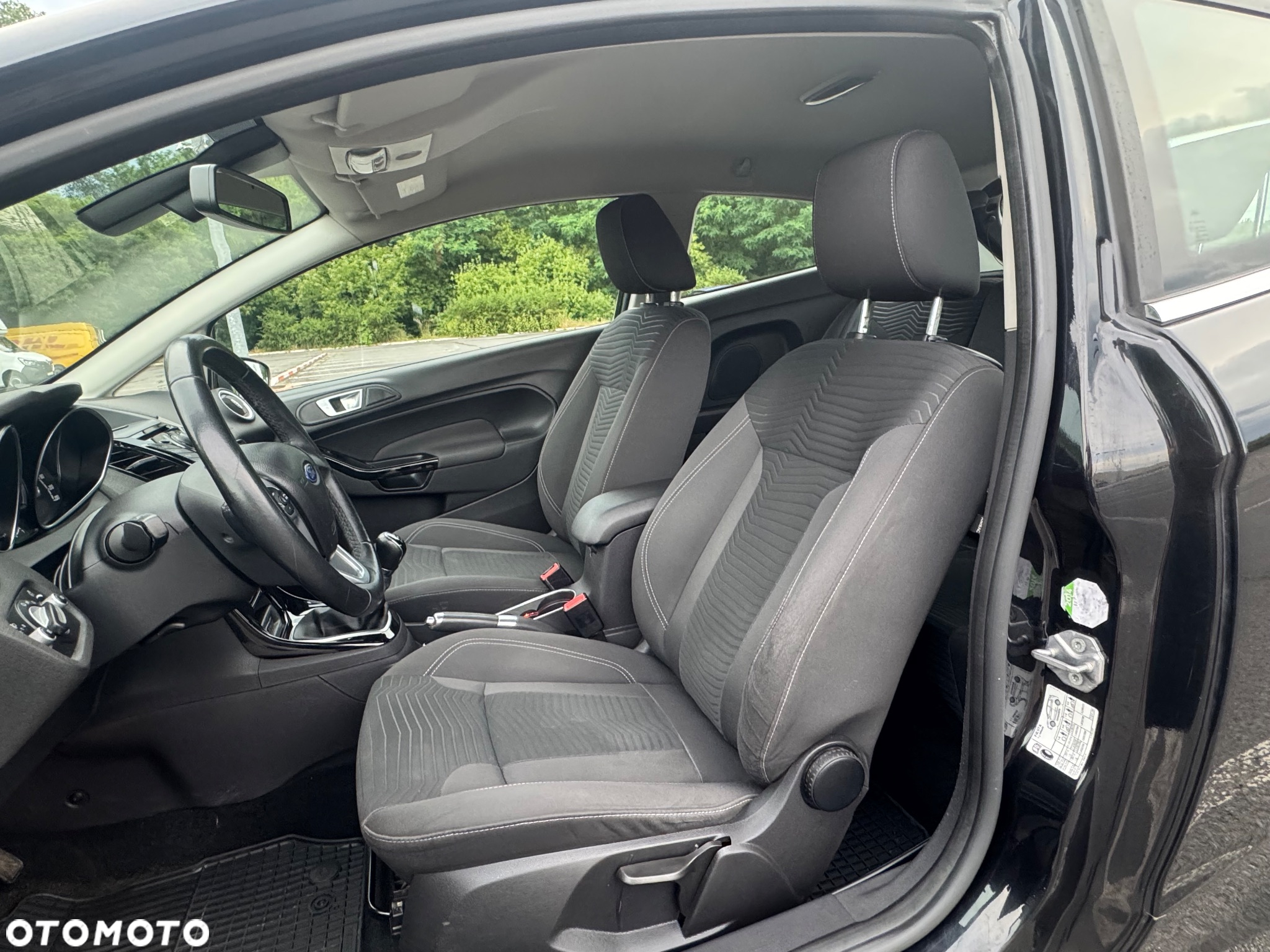 Ford Fiesta 1.0 EcoBoost Titanium - 23