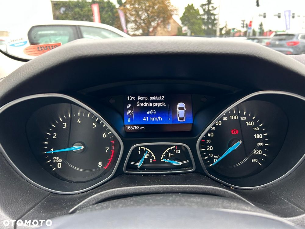 Ford Focus 1.0 EcoBoost Trend Edition - 28