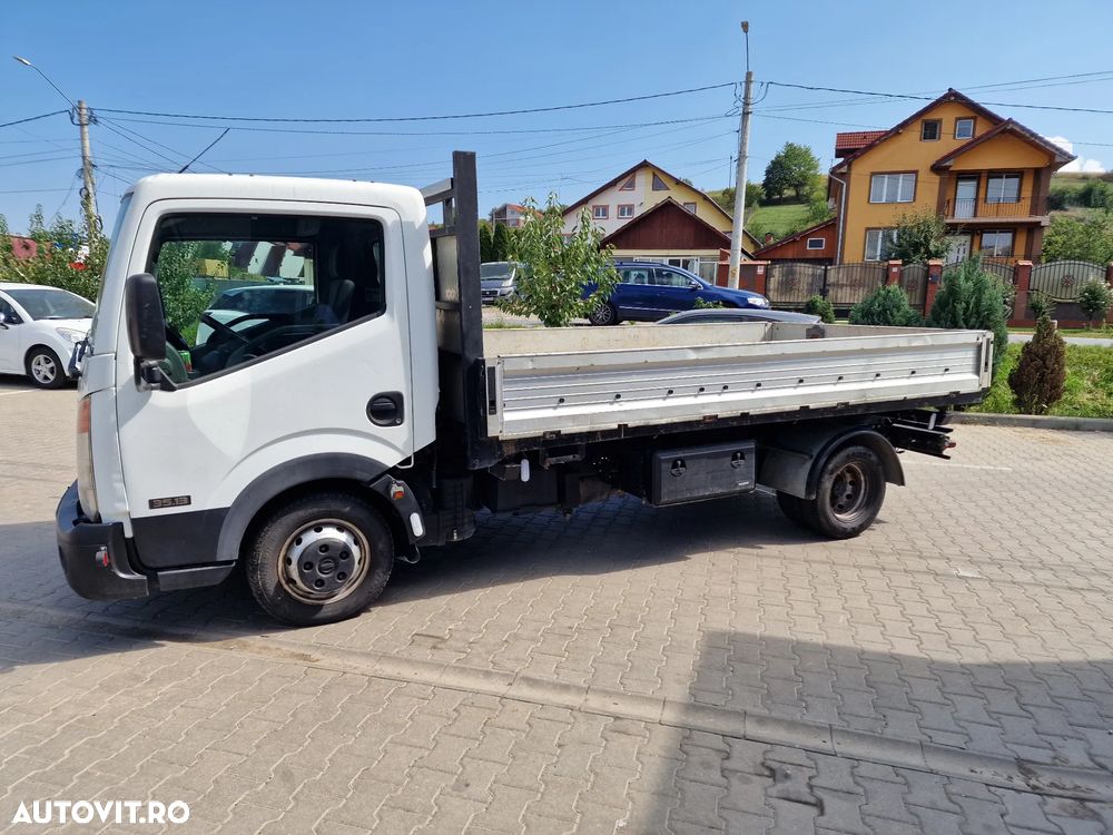 Nissan Cabstar - 1