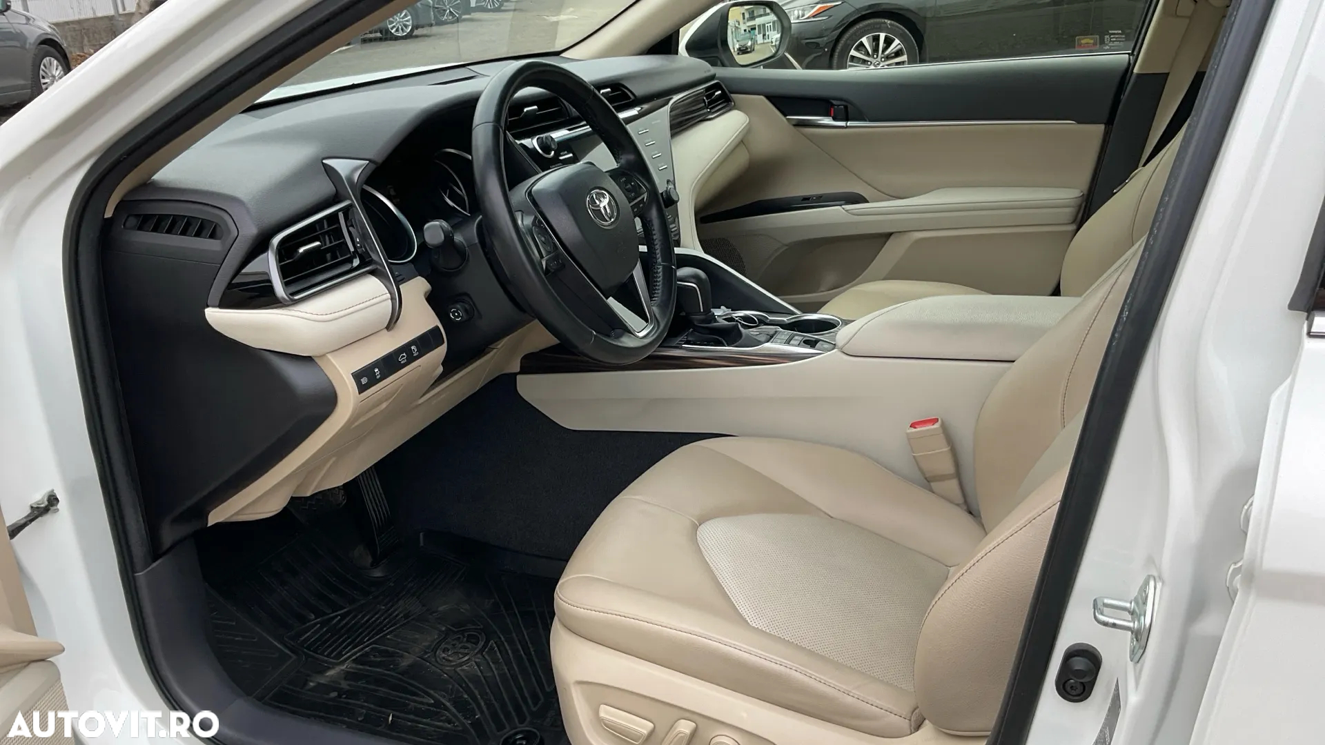 Toyota Camry 2.5 Hybrid Dynamic - 15