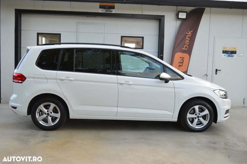 Volkswagen Touran 2.0 TDI SCR Highline - 6