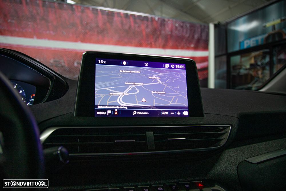 Peugeot 3008 1.2 PureTech Allure EAT8 - 7