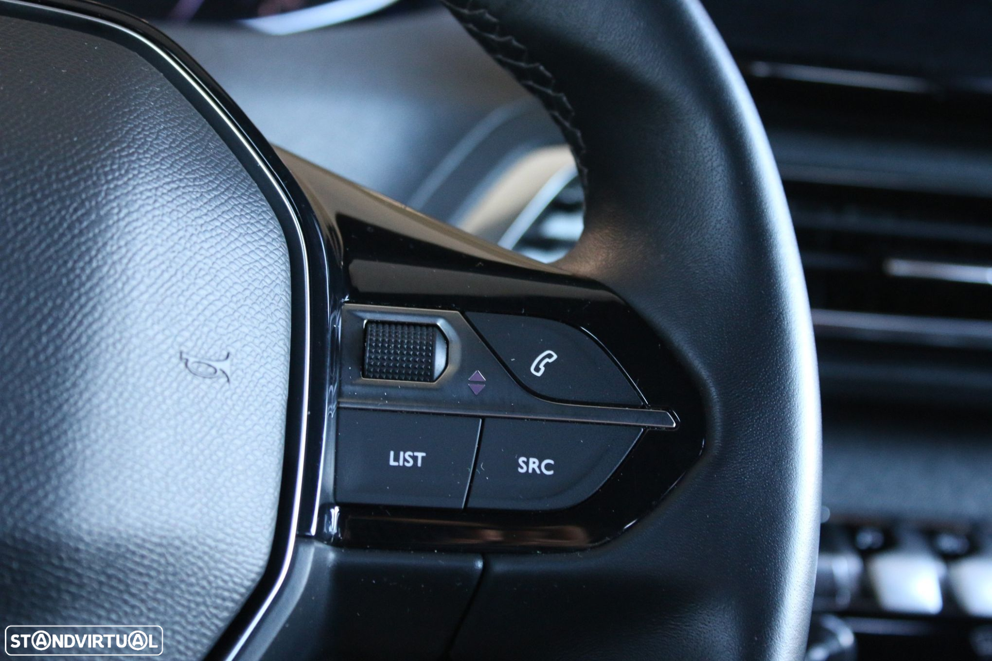 Peugeot 5008 1.2 PureTech Allure - 32