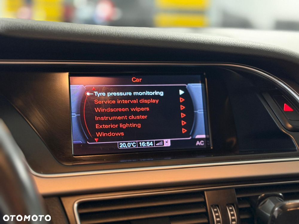 Audi A4 Avant - 27