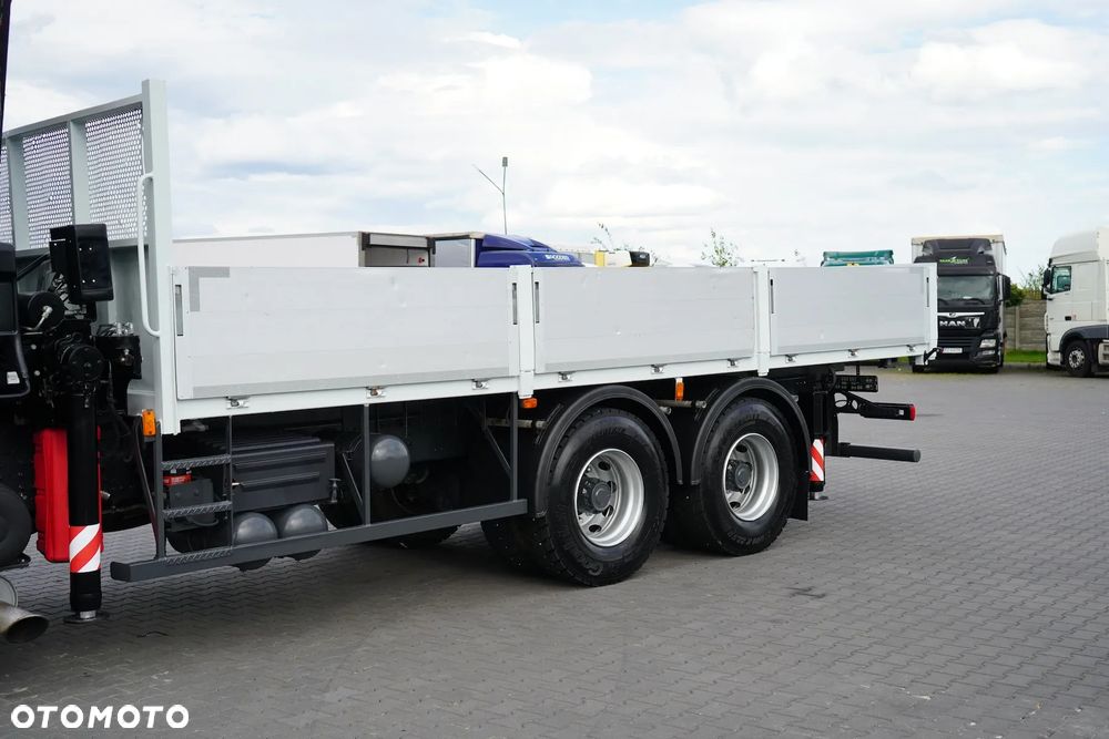 Renault PREMIUM / 370 / 6 X 4 / SKRZYNIOWY + HDS / HIAB 377 EP - 4 / PILOT - 37