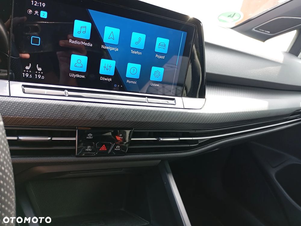 Volkswagen Golf 1.5 eTSI OPF DSG R-Line - 24