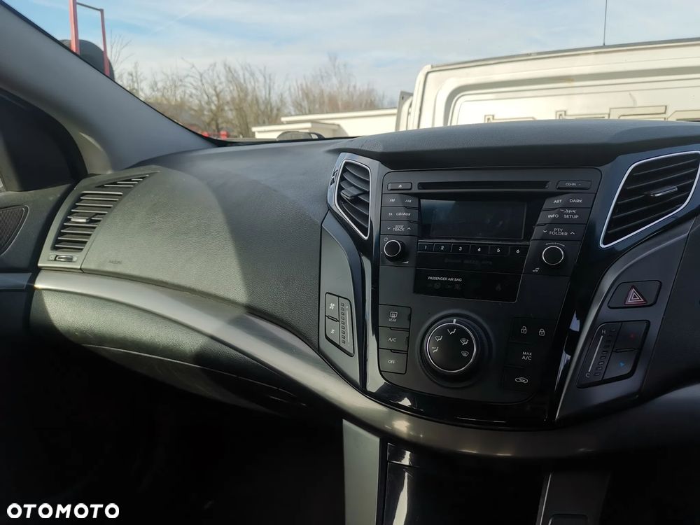 Hyundai I40 2011-2019r. Radio CD - 1