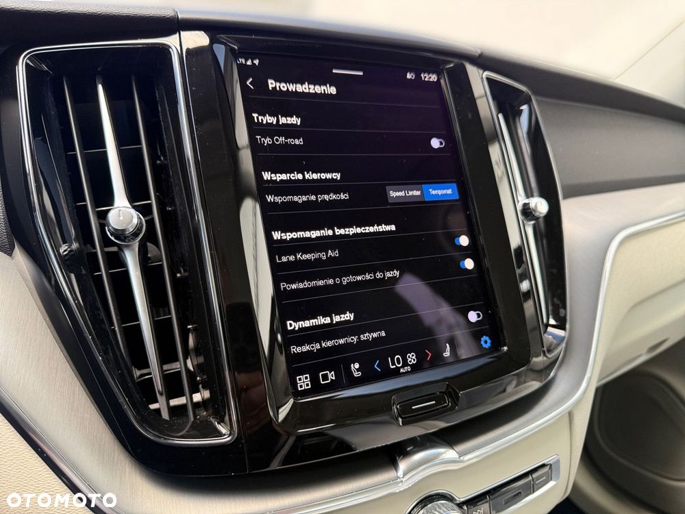 Volvo XC 60 - 23