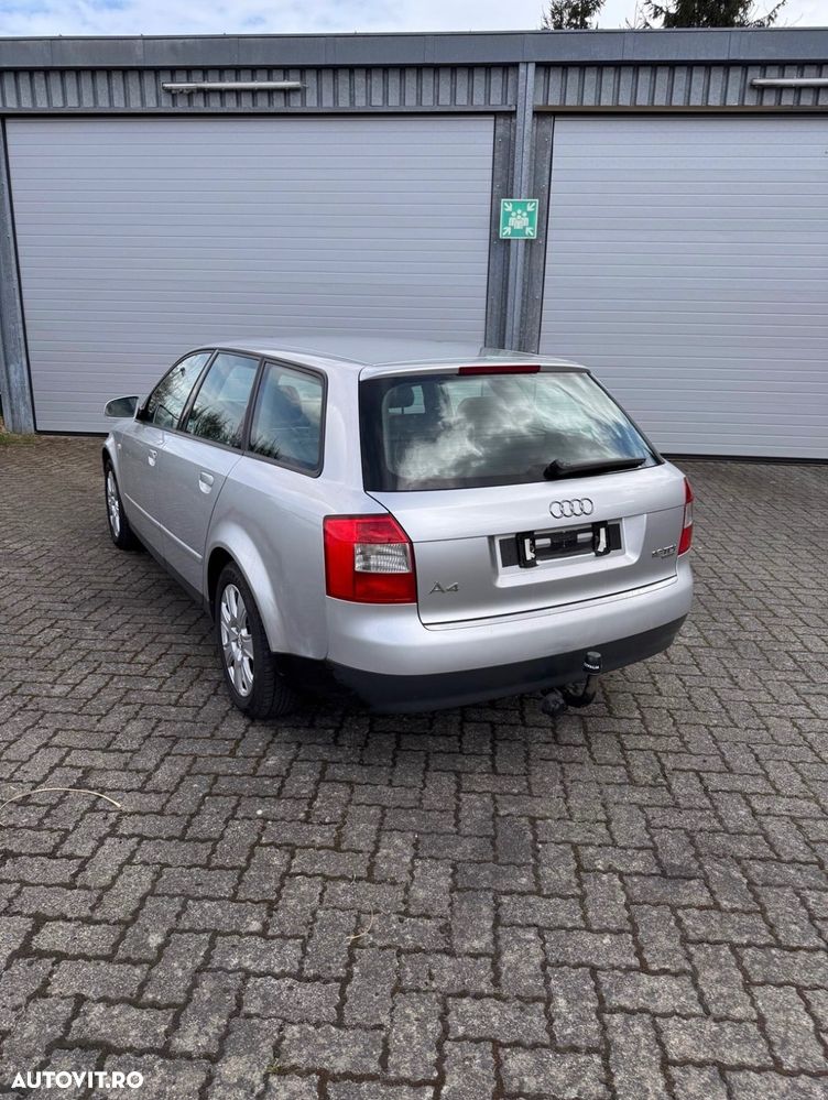 Audi A4 1.9 TDI Avant - 4