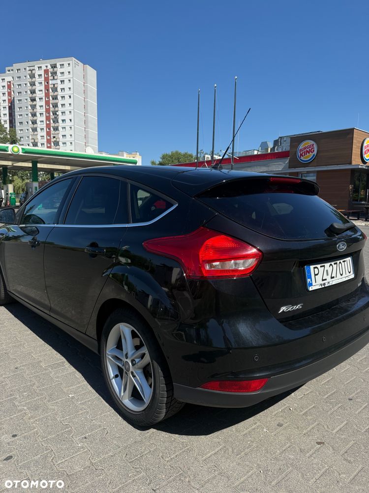 Ford Focus 1.0 EcoBoost Titanium - 9