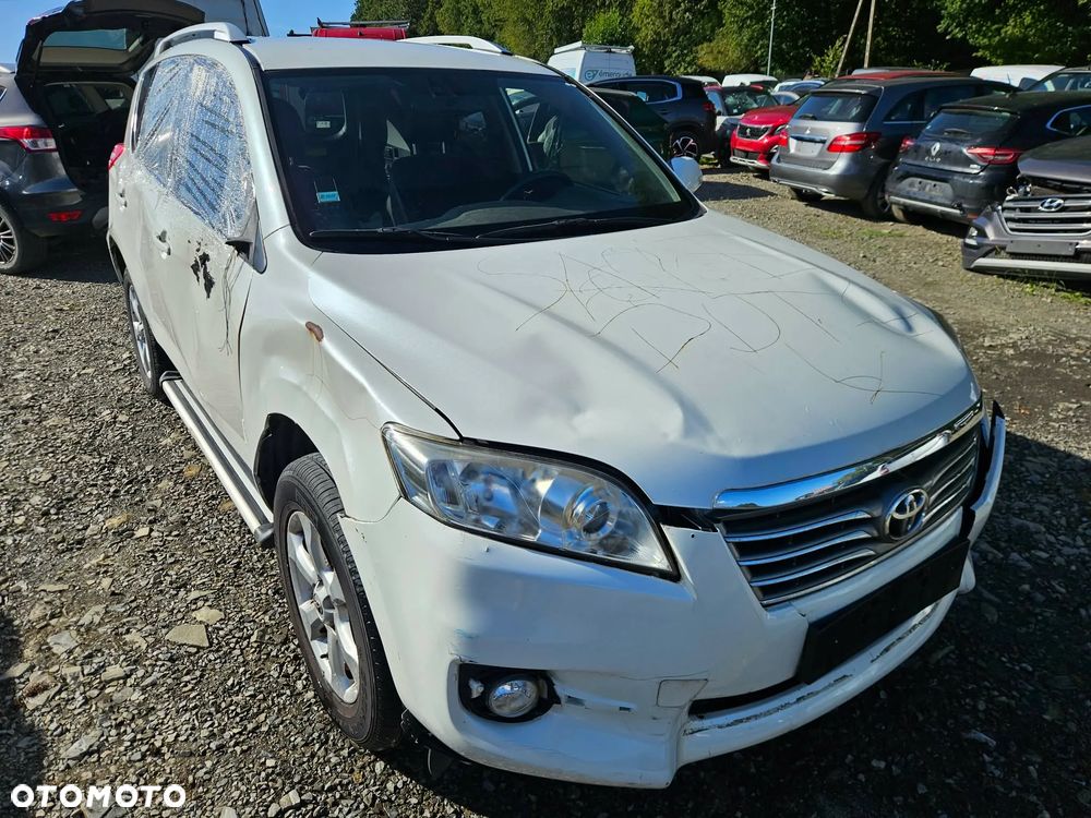 Toyota RAV4 2.2 D-4D 4x2 Travel - 13