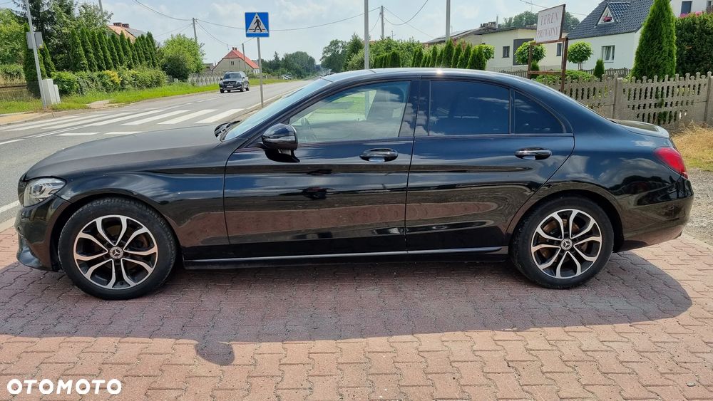 Mercedes-Benz Klasa C 180 d 9G-TRONIC - 13