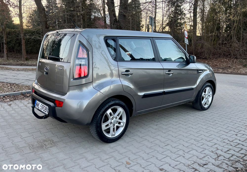 Kia Soul 1.6 CRDI L - 8
