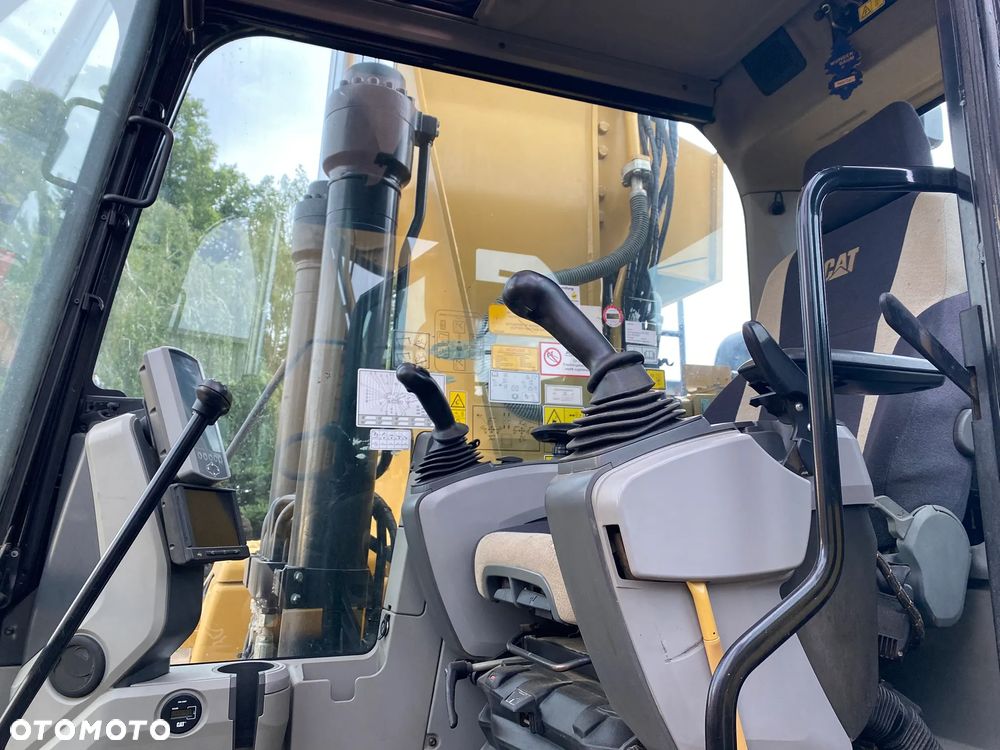 Caterpillar CAT 326 FLN, 2017 ROK, RAMIĘ 3X ŁAMANE, Z NIEMIEC, SUPER UTRZYMANA - 9