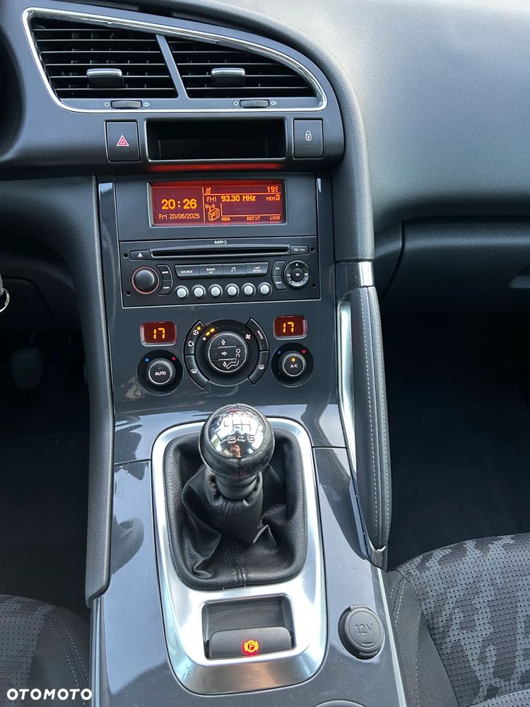 Peugeot 3008 155 THP Platinum - 36