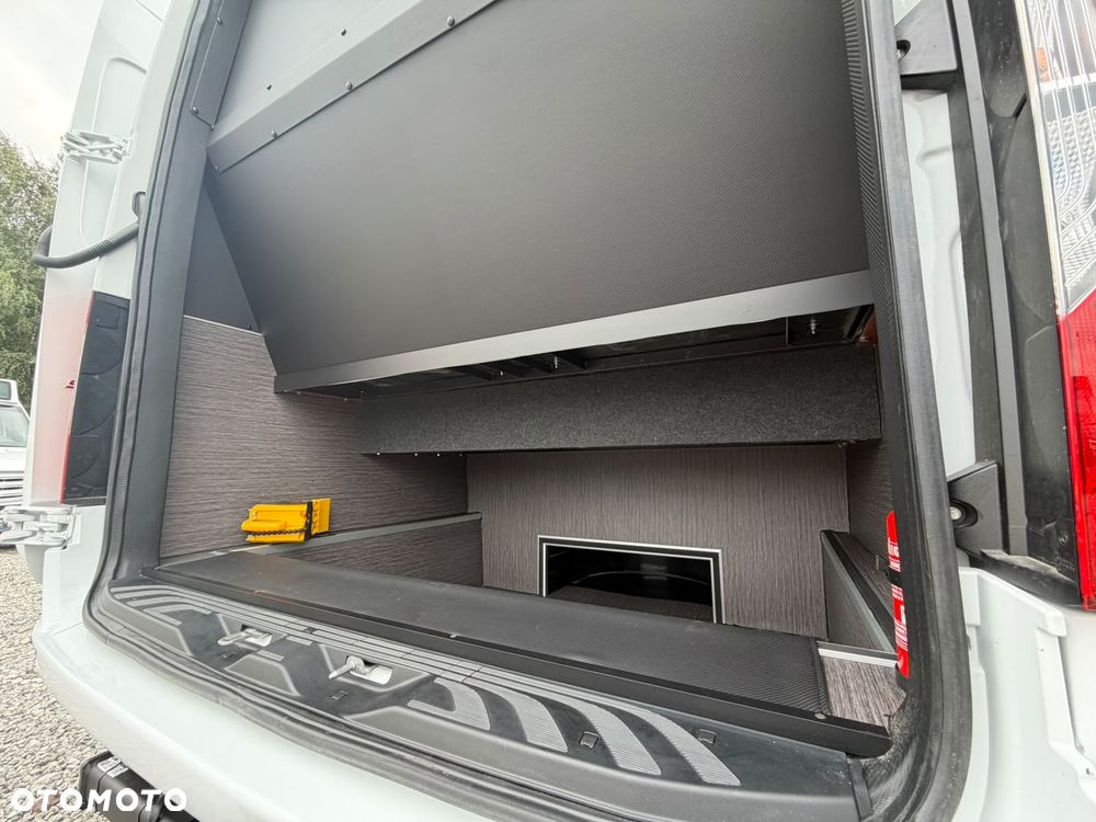 Mercedes-Benz Sprinter 519 - 7