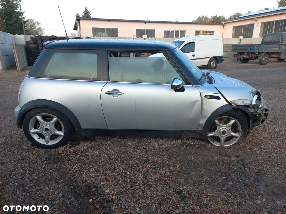 Mini Cooper 1.6 B 02r R50 900/7  wszystkie części