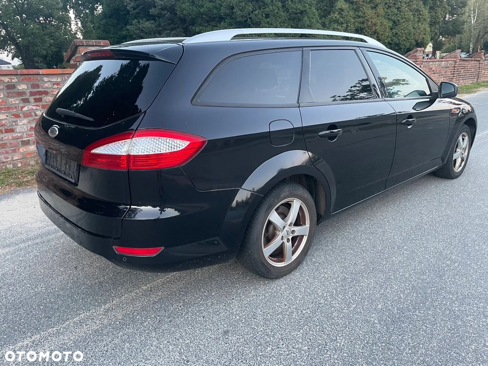 Ford Mondeo 1.6 Ghia - 6