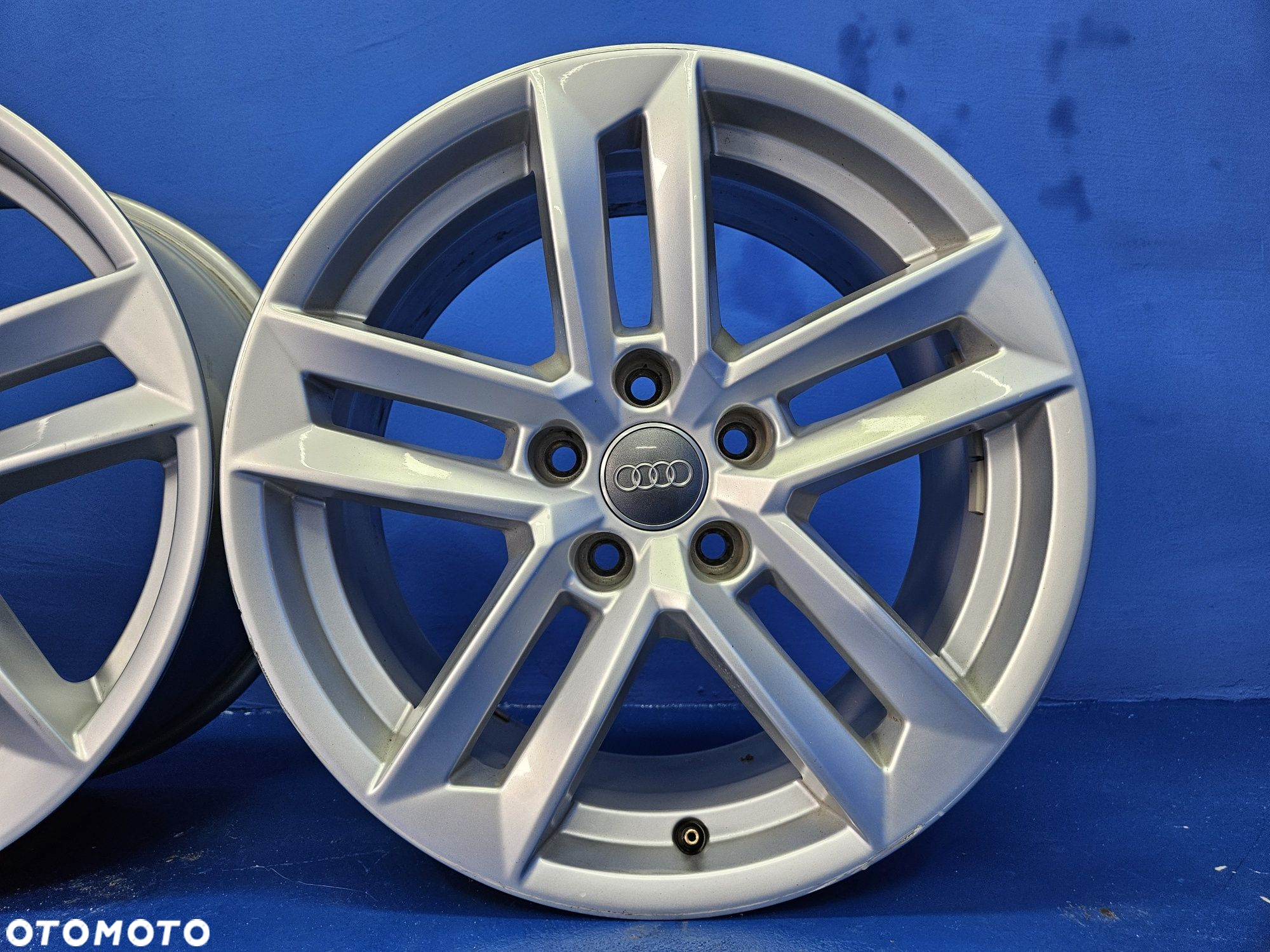 FELGI aluminiowe 17" AUDI A4 B9 jak nowe 7.5" 5x112 ET38 komplet oem - 5