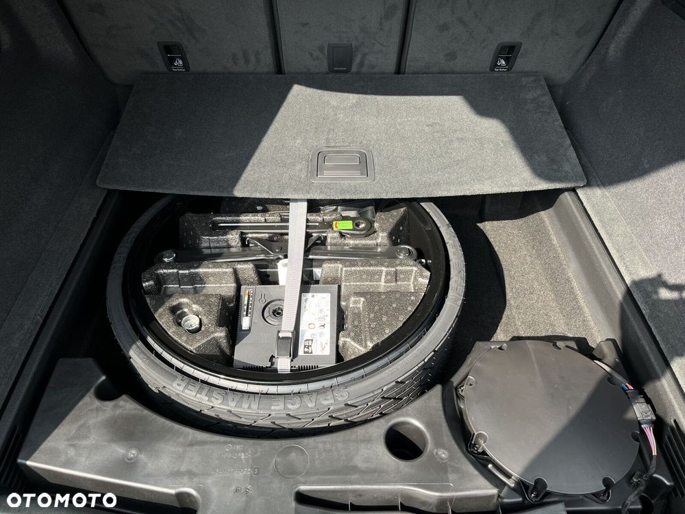 Audi SQ8 - 16