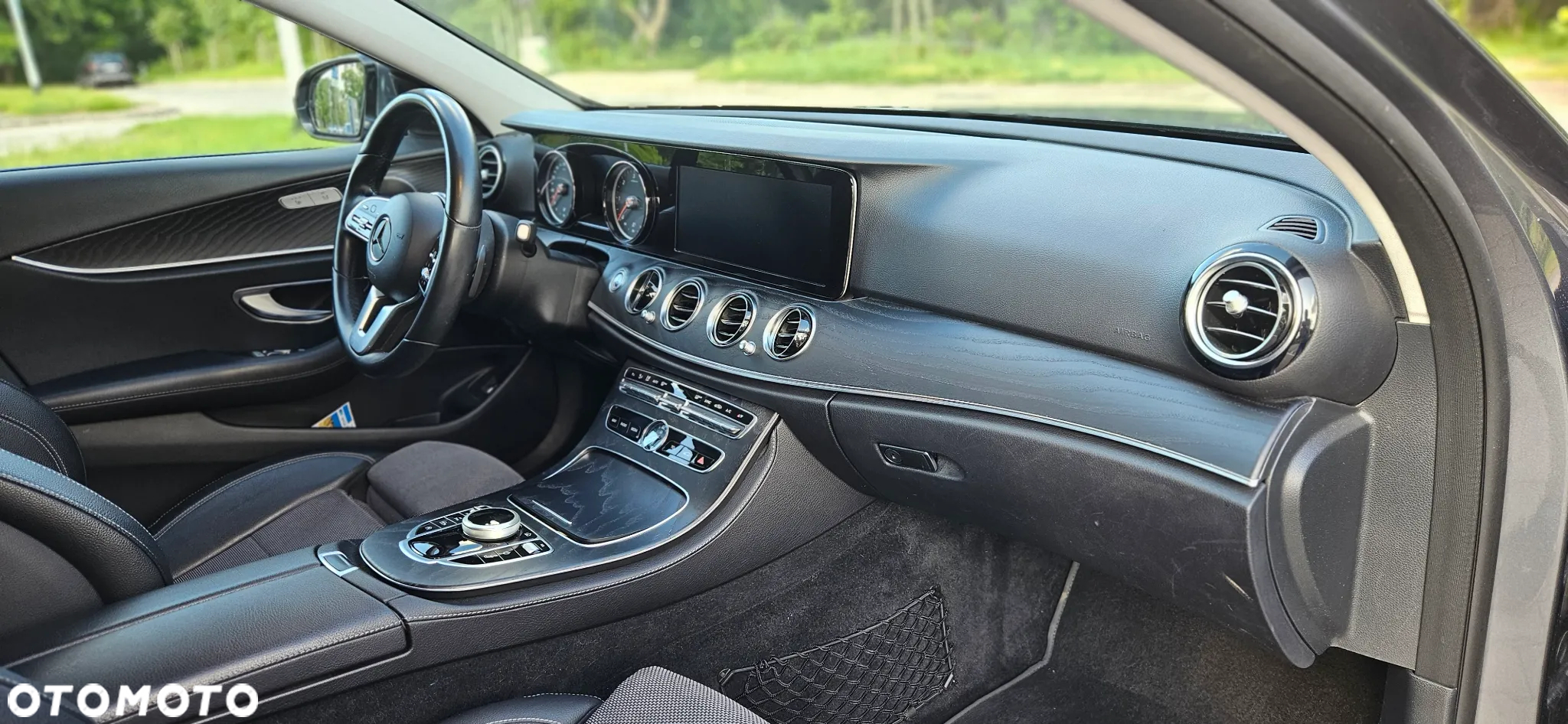 Mercedes-Benz Klasa E 220 d 4-Matic 9G-TRONIC - 6