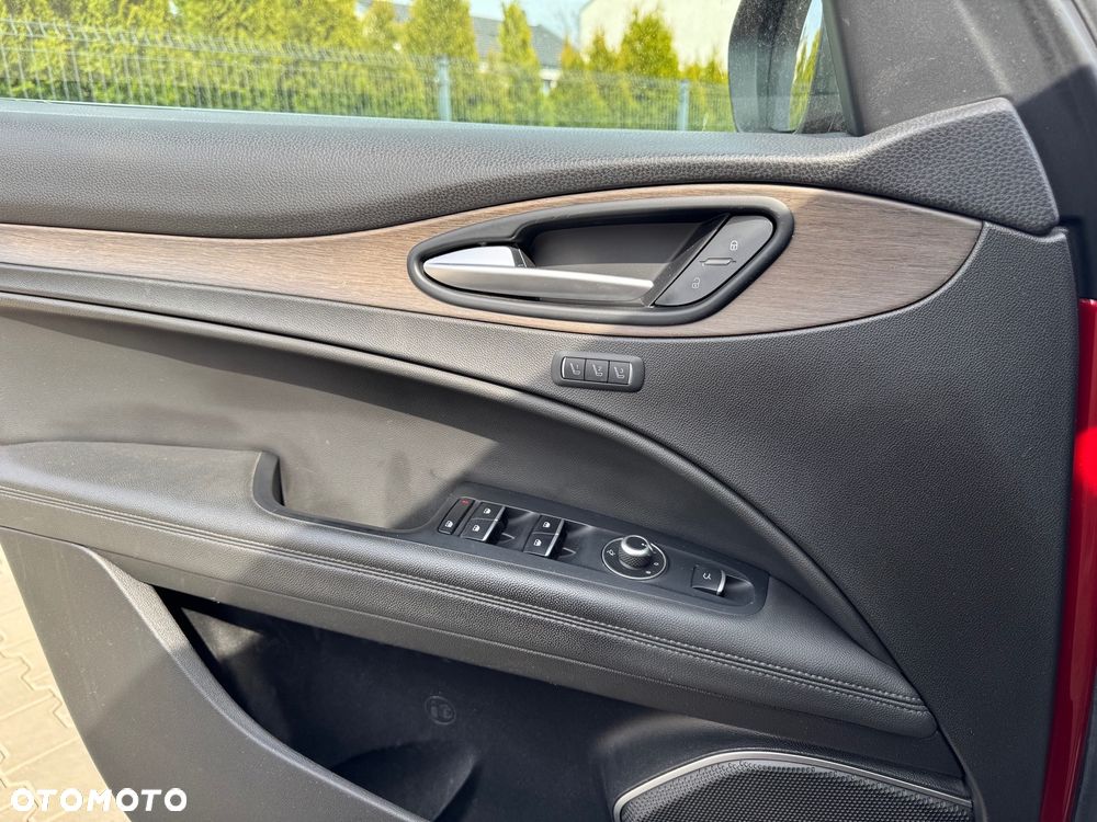 Alfa Romeo Stelvio 2.0 Turbo First Edition Q4 - 12