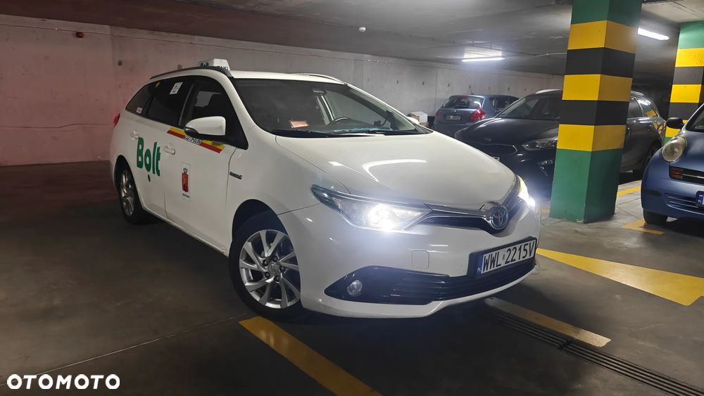 Toyota Auris - 3