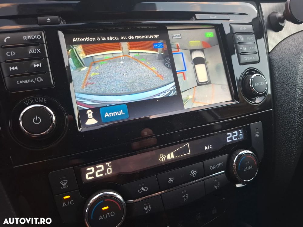 Nissan Qashqai 1.5 DCI Start/Stop N-Connecta - 30