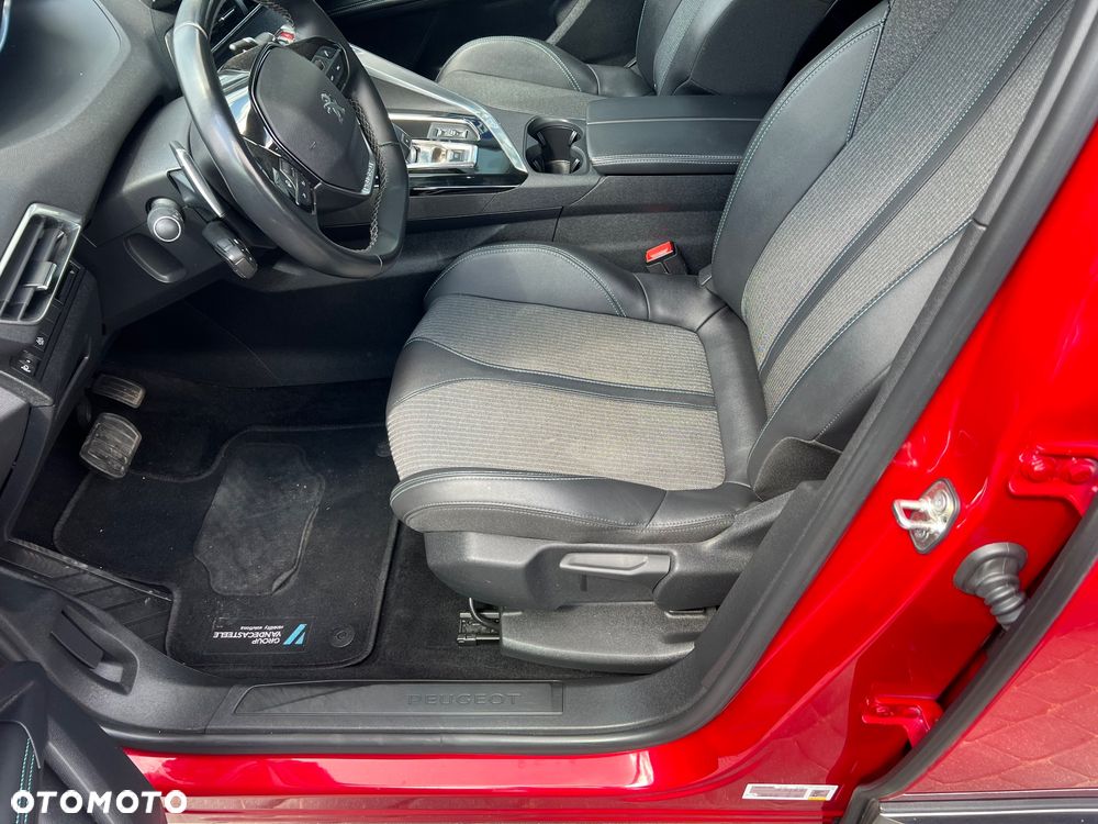 Peugeot 3008 1.2 PureTech Allure S&S EAT8 - 15