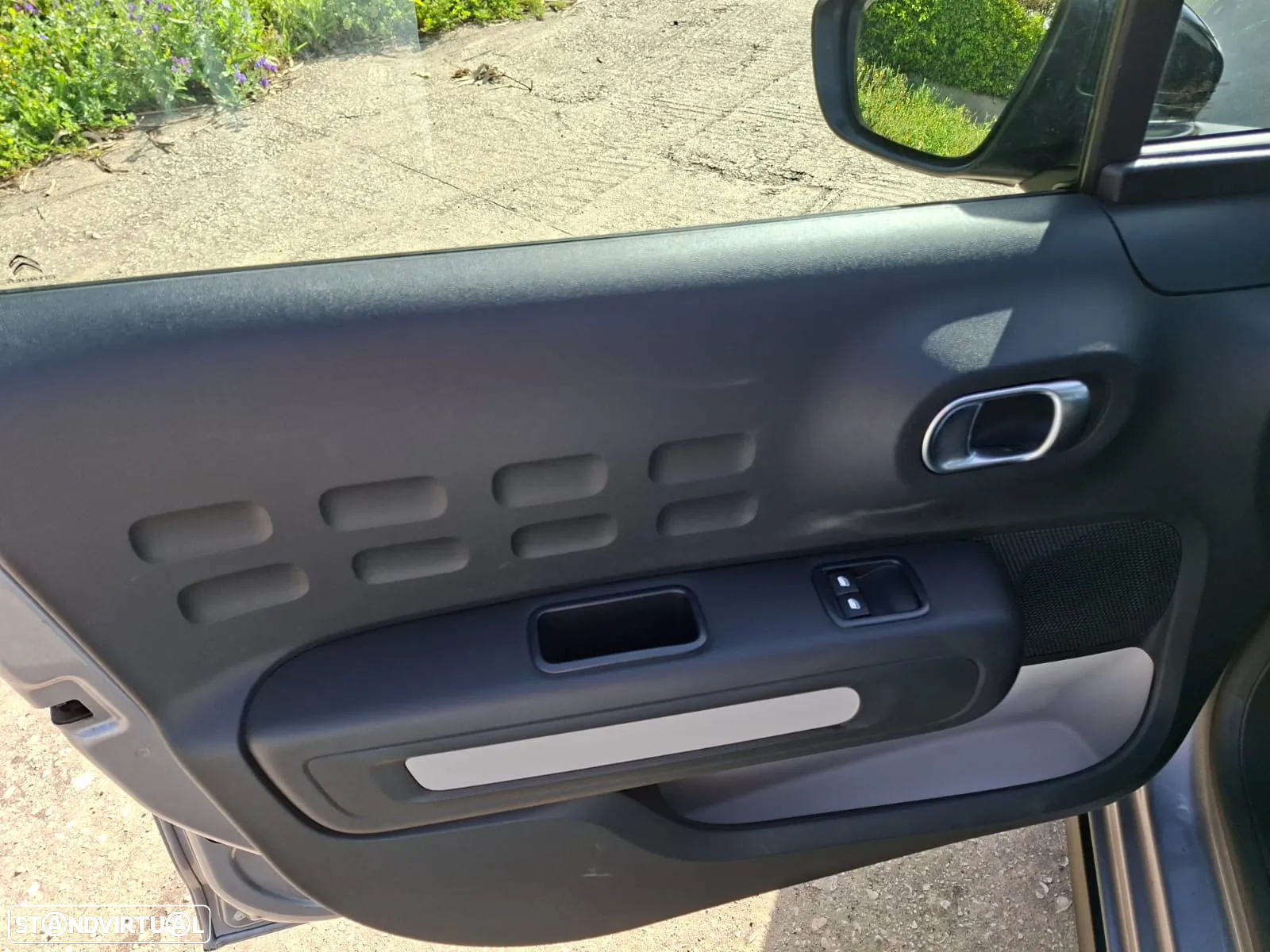 Citroën C3 1.2 PureTech Shine - 25