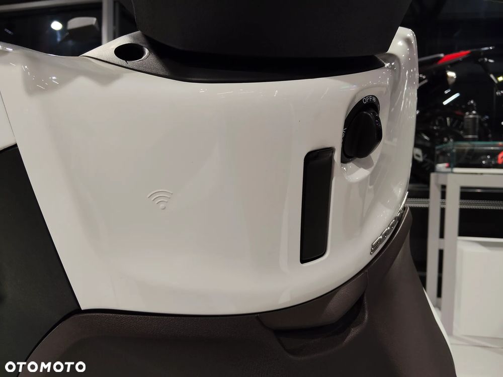 Piaggio Beverly - 15