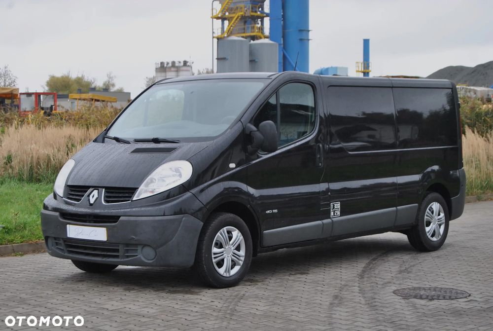 Renault Trafic - 1
