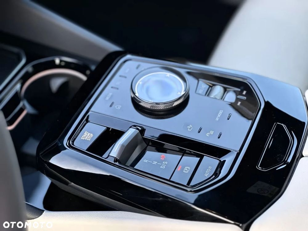 BMW Seria 5 540d xDrive mHEV M Sport - 21