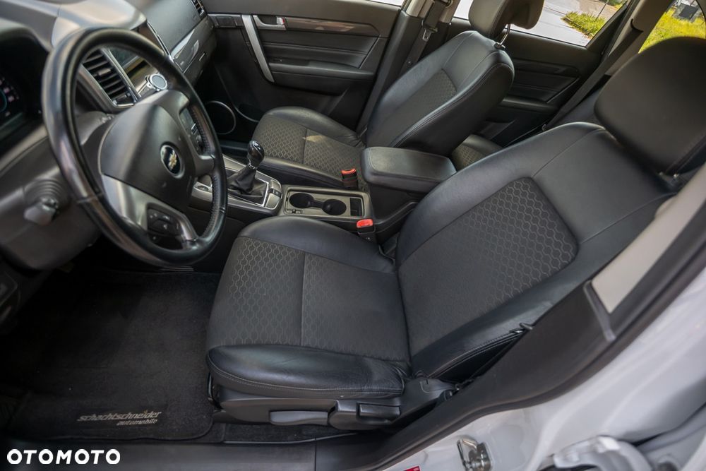 Chevrolet Captiva 2.2 2WD LT+ - 20