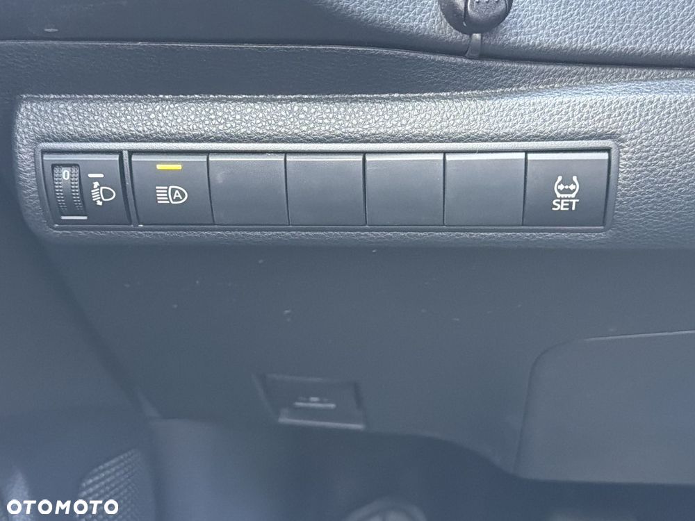 Toyota Corolla - 16