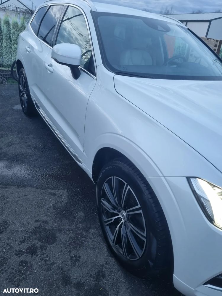 Volvo XC 60 B4 MHEV AT8 FWD Inscription - 11